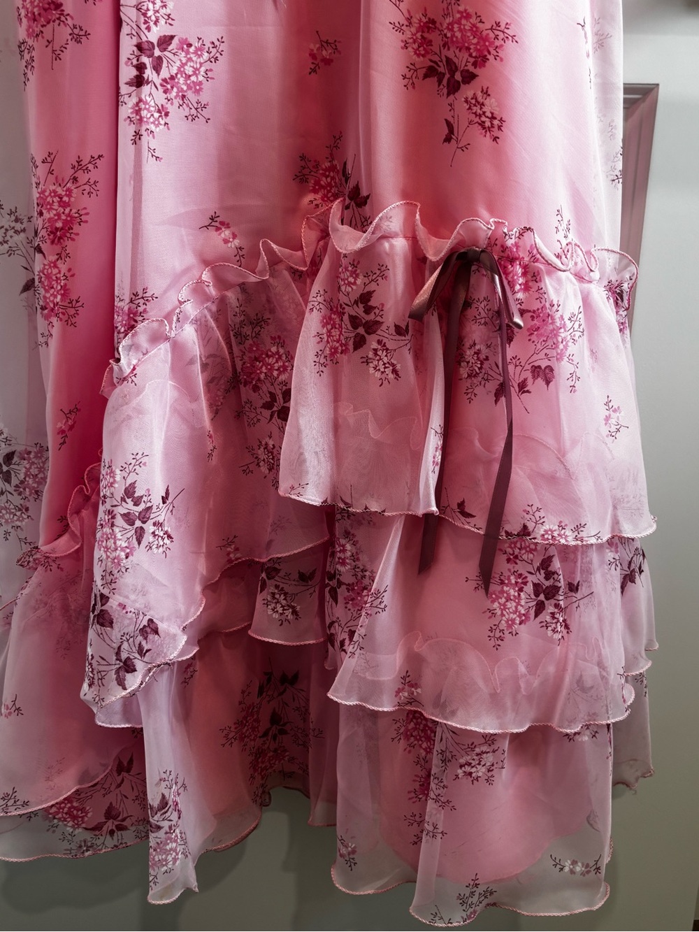 Vintage 60-70’s Pink Chiffon Floral Ruffle-Tiered Dress - Picture 3 of 9